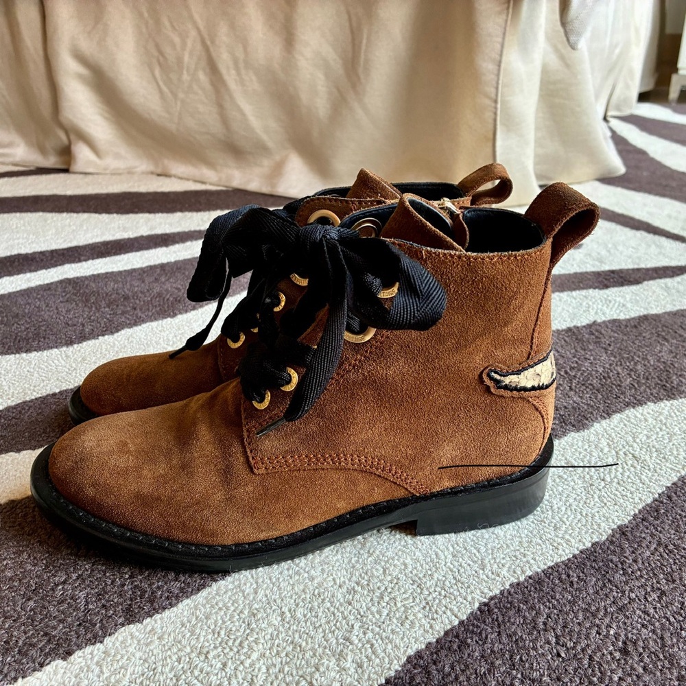 Z&V Laureen Boots in On-trend Caramel Suede